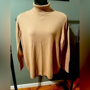 Worthington Women’s turtleneck sweater
